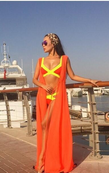 Sexy Bikini Sunscreen - Protection Solaire Glamour