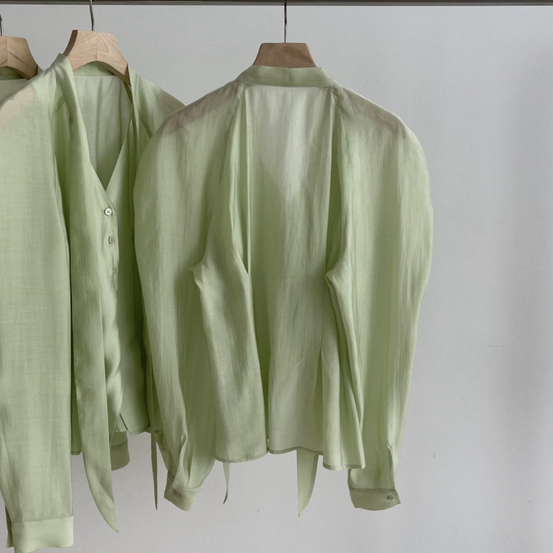 V-neck Lace Up Single-breasted Curved Design Shirt Top — mode femme