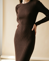 Robe Chocolat en Maille — détail côtes mérinos