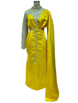 ROBE JAUNE SEQUINS ASYMÉTRIQUE - STYLE MODERNE