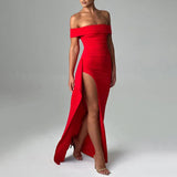 Robe Moulante Sans Manches Fendue – Élégance Minimaliste