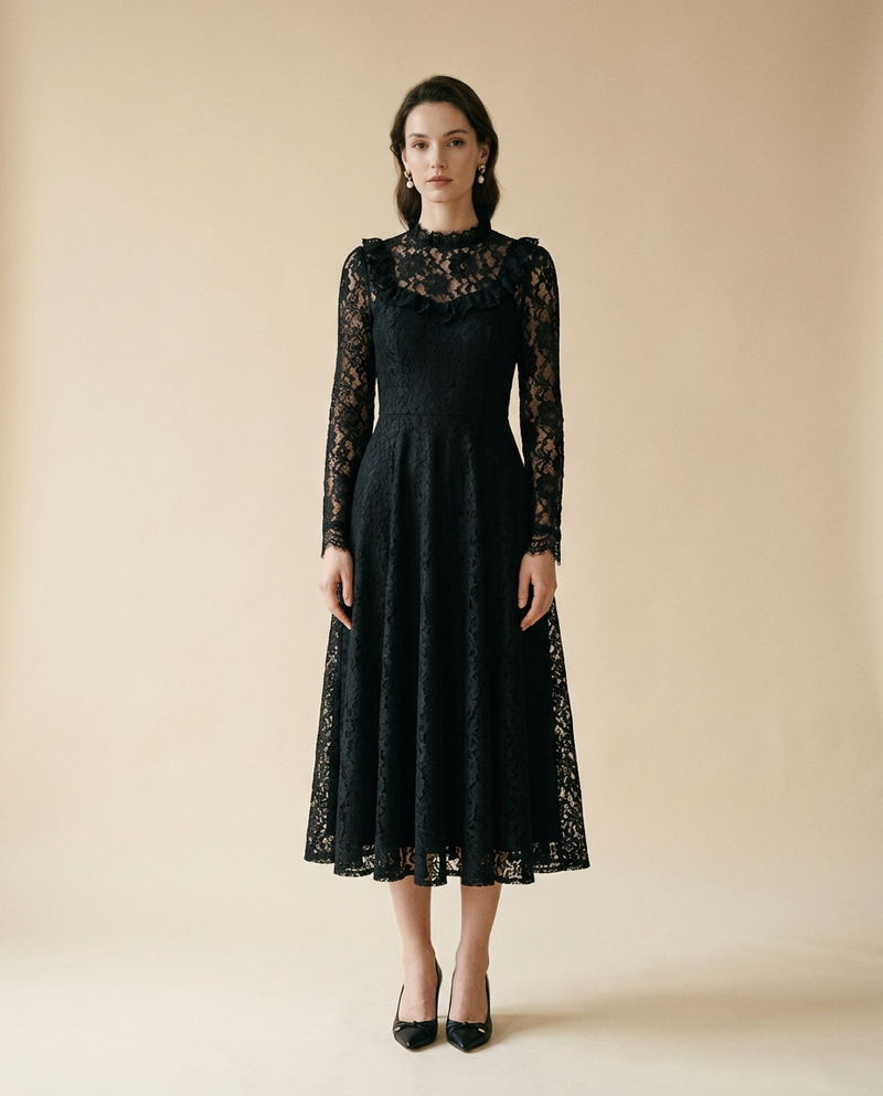 Robe Noire en Dentelle de Calais — face